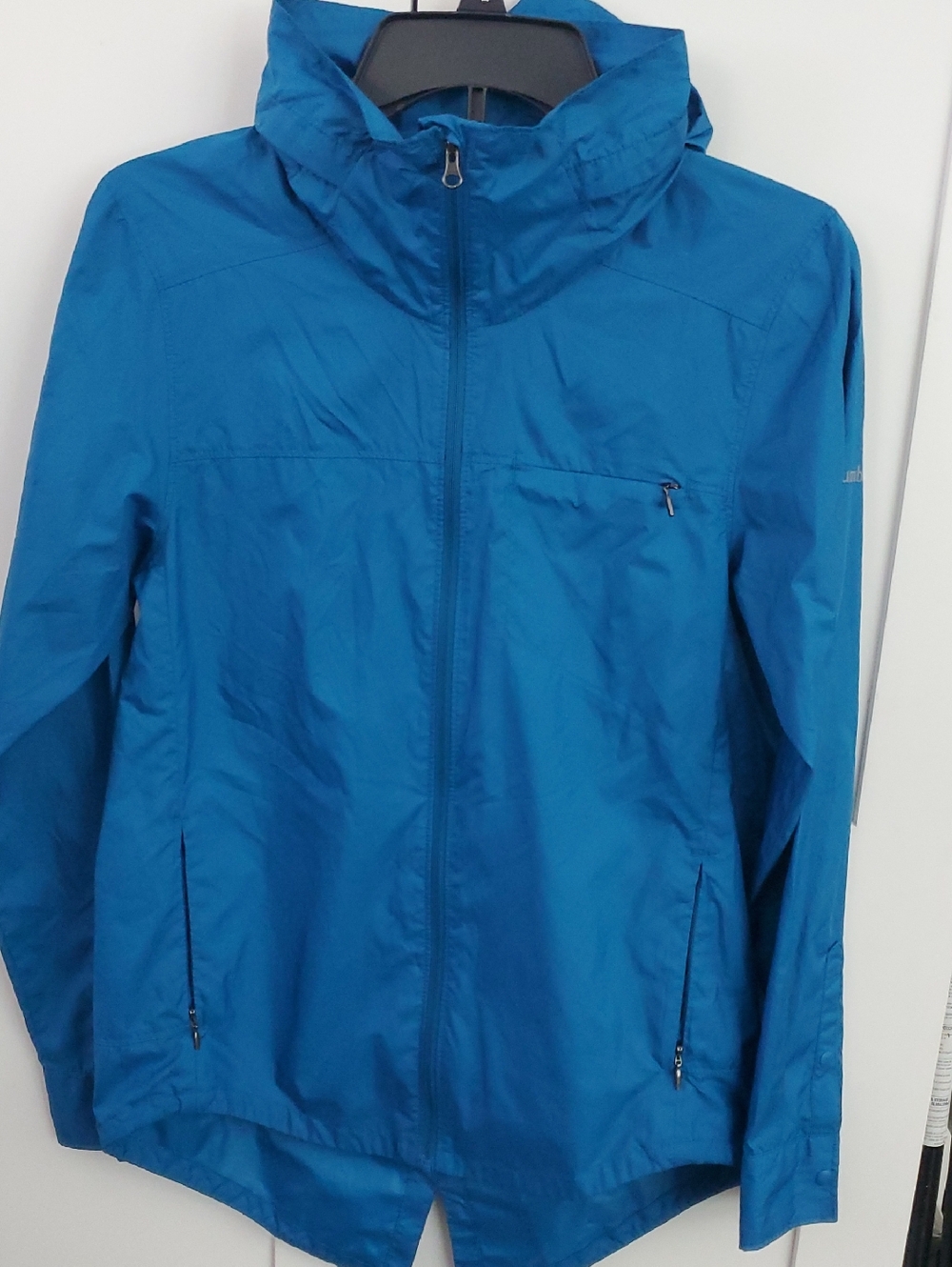 Lightweight Columbia Jacket in Vibrant Blue